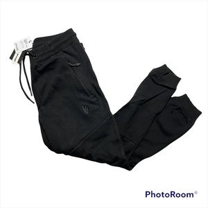 NWT YOUNGLA Tapered Joggers Men’s Size Large